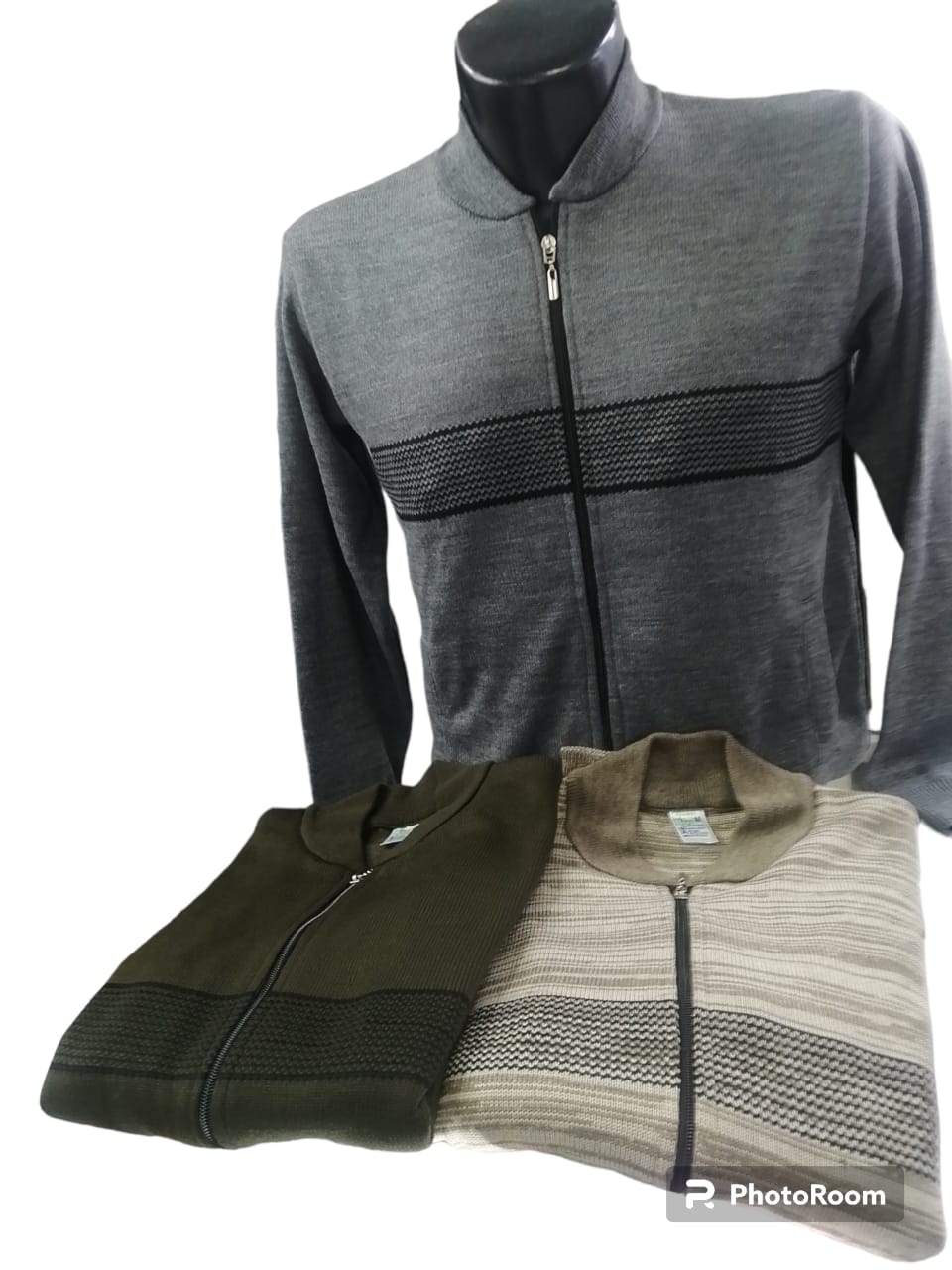 Buzo Abierto con Franjas