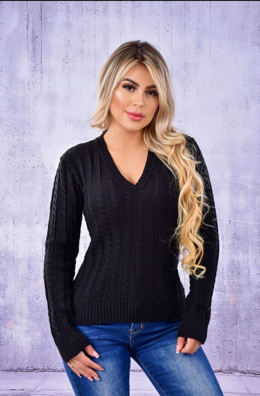 Suéter trenzas cuello en V