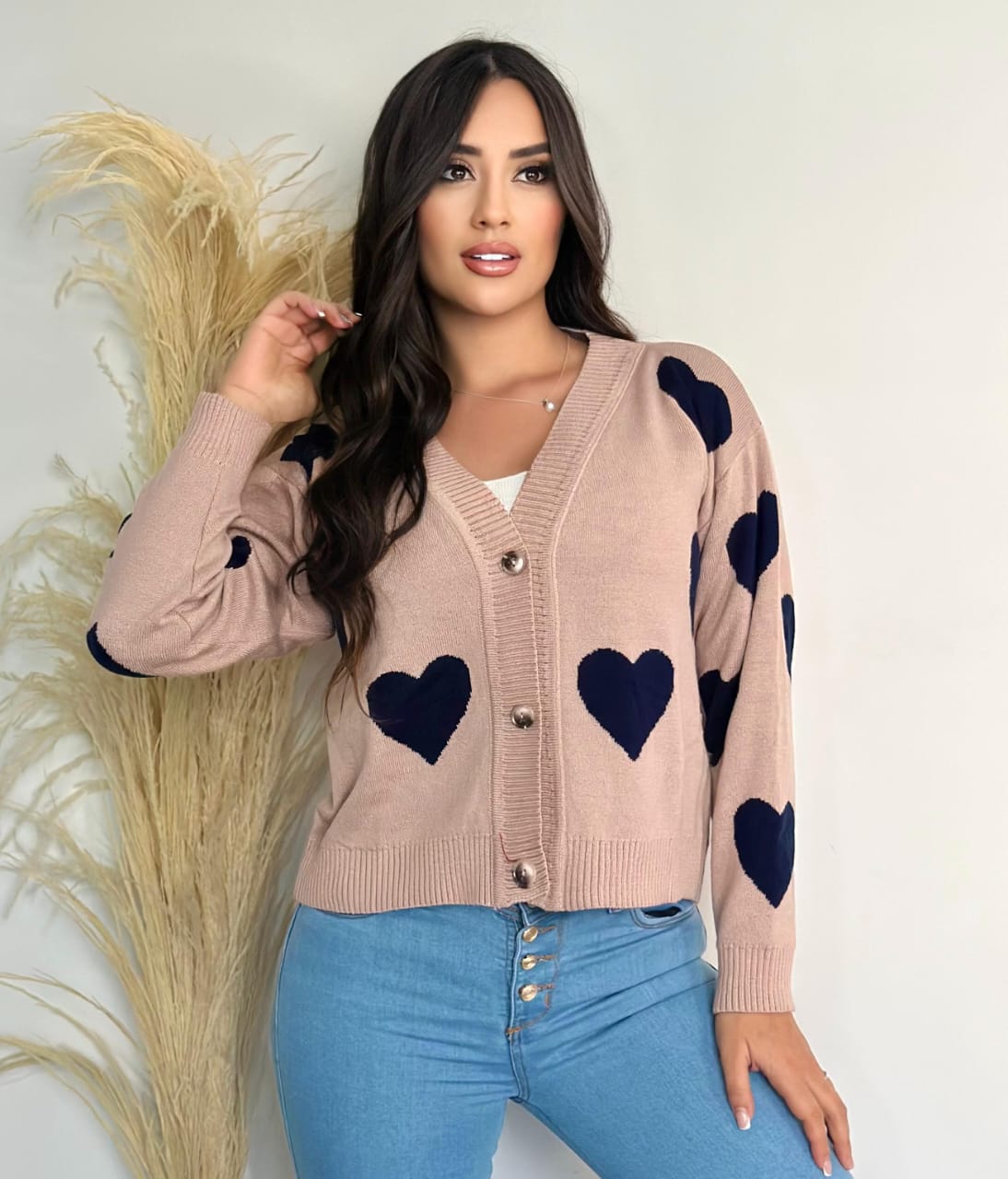 Suéter Abierto con Corazones